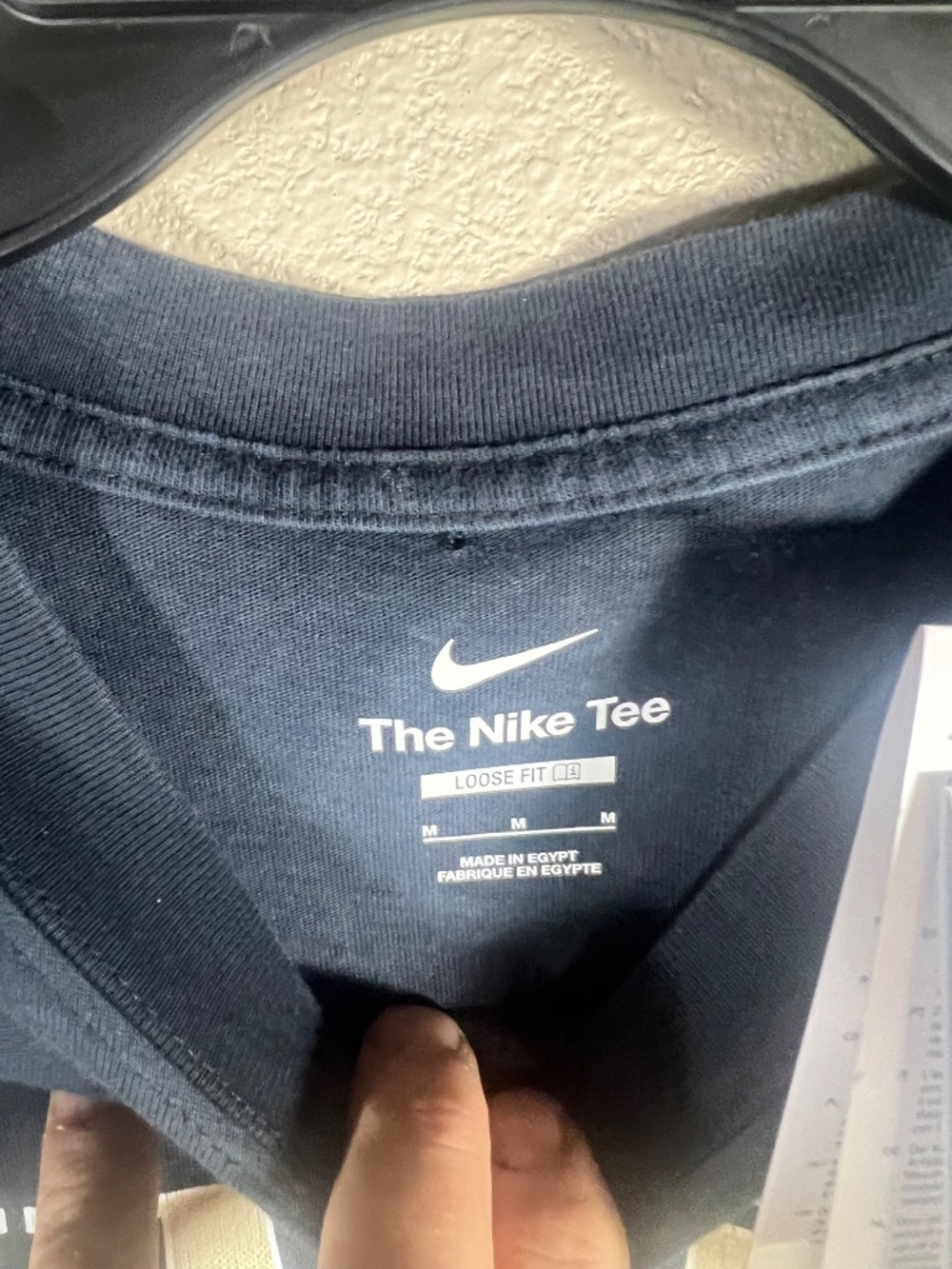 Nike shirt - Picture 3 of 3
